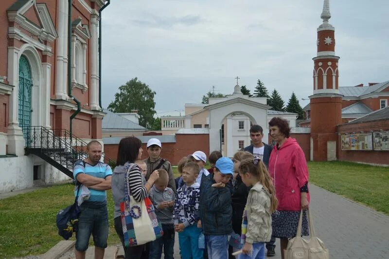 Коломна кремль экскурсии. Экскурсия с экскурсоводом « Коломенский Кремль».. Парк Коломенское экскурсоводы. Экскурсия по Коломенскому Кремлю.