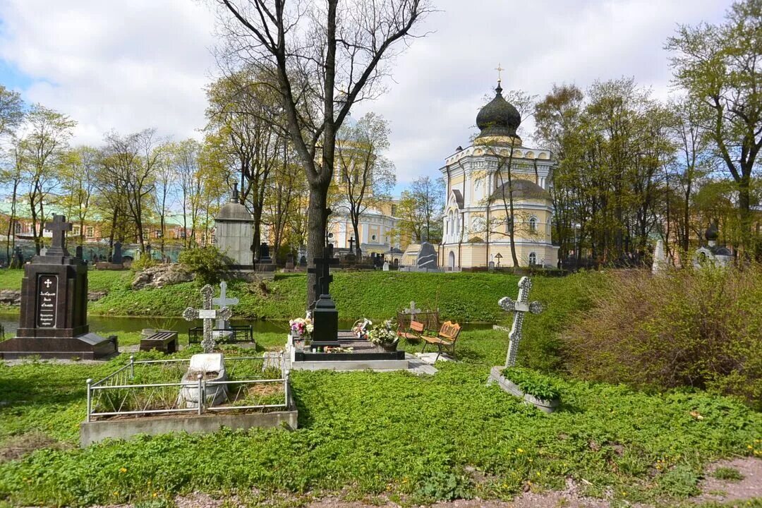 Никольское кладбище Александро-Невской Лавры. Александро Невская Лавра Никольское кладбище. Никольское кладбище в Александро-Невской Лавре. Кладбище Никольское александроневскорй Лавры. Лавра никольское кладбище