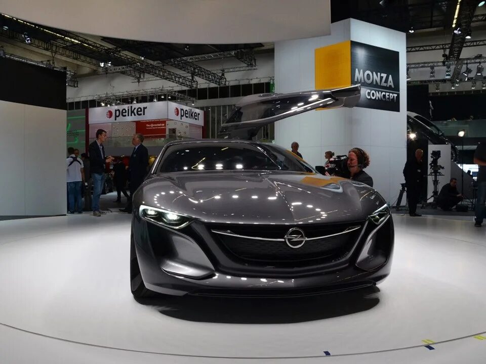 Компания opel. Новый Опель концепт. Новый Opel Monza кроссовер. Самый новый Опель. Монза автомобиль.