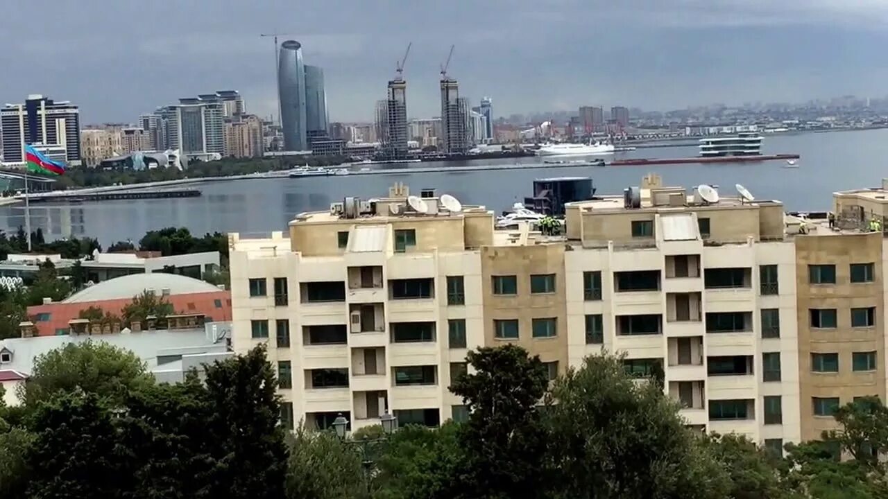 Бакинский видео. Приморский бульвар баку кафе. Баку 2022 город. Бакинский видео. Бакинский видео.