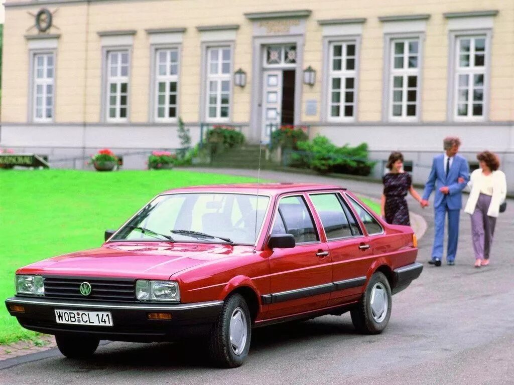 Volkswagen b2. Фольксваген Пассат b2. Volkswagen Passat b2 универсал. VW Passat b2 седан. Volkswagen Passat b1 седан.