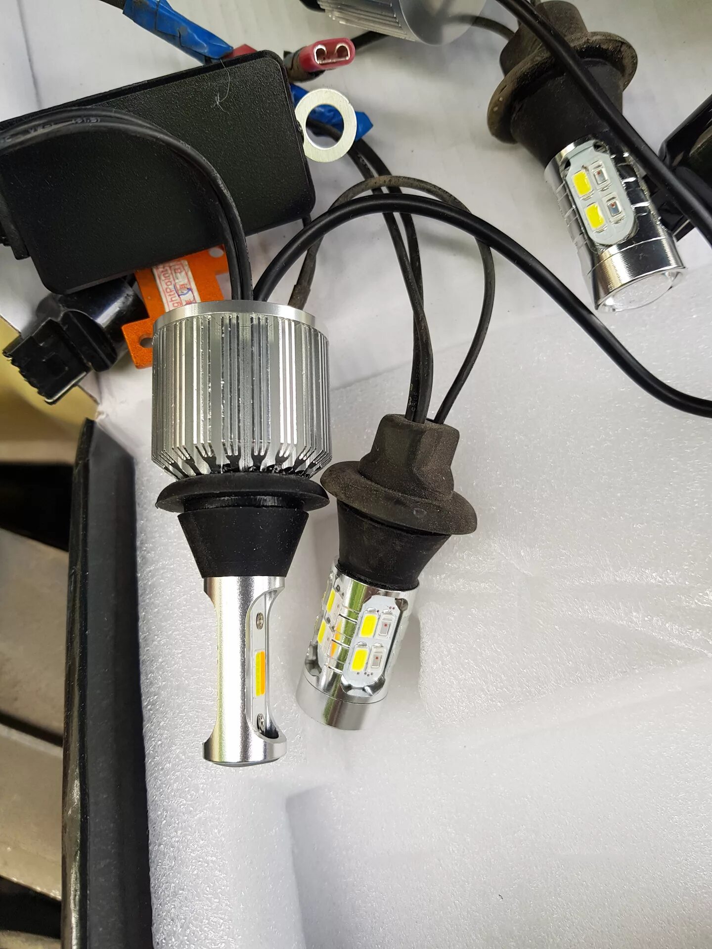 Лампы дхо в поворотники 2. Дхо в поворотники 2 в 1 18smd. светодиодные лампы дхо в поворотники 2 в 1 infiniti fx37. фокус 3 дхо в поворотники. дхо в поворотники 2в1 цоколь камри 40.
