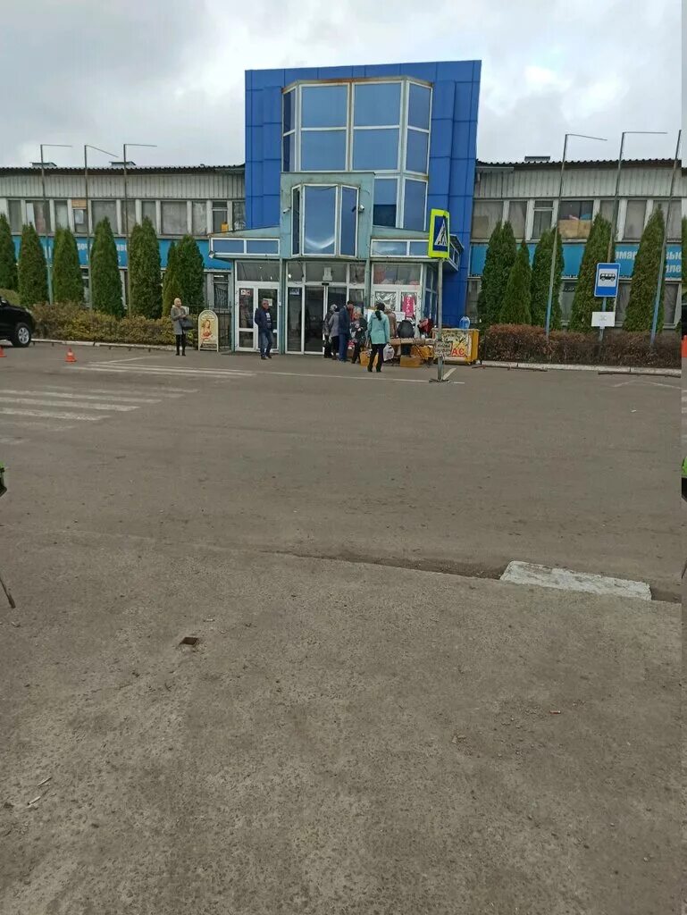 Воронеж улица остужева 47/1 остужевская ярмарка. Остужево 47 1 воронеж. Остужева 2/1 воронеж. Остужево 47 1 воронеж. Остужева 47 воронеж рынок.