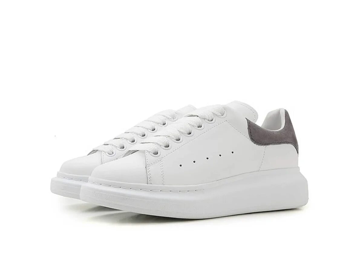 Александры маквины кроссовки. Кеды Alexander MCQUEEN 383942. Alexander MCQUEEN Sneakers кеды. MCQUEEN кроссовки мужские.