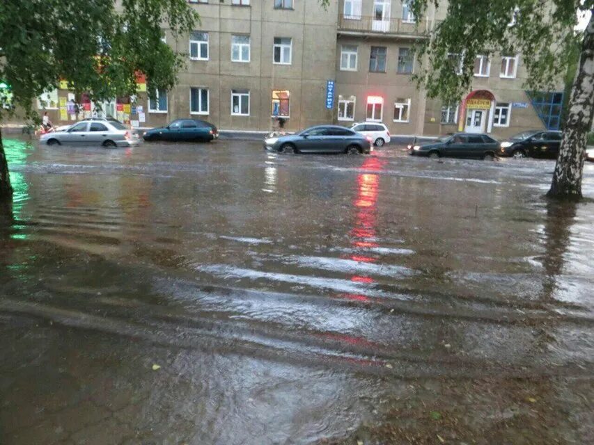 Потоп в башкирии сегодня. Октябрьский башкортостан потоп. салават наводнение. мусино салават затопление. после теплого дождя.