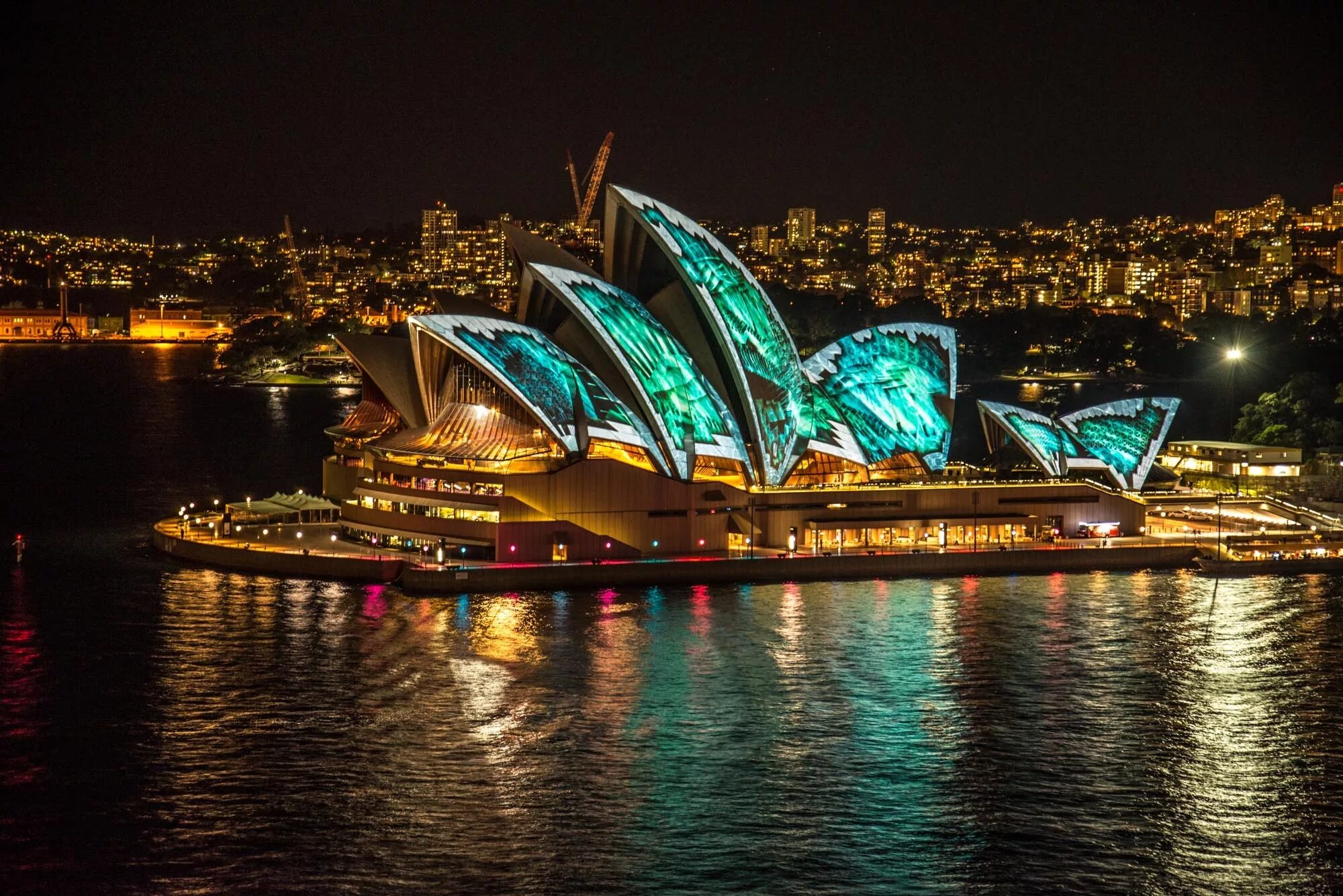Sydney. Сиднейский оперный театр, Сидней, Австралия. Город Сидней оперный театр. Оперный театр в Сиднее Австралия. Австралия Сидней оперный театр ночью.