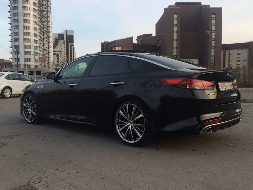 Киа к5 r19. Kia k5 r19. Kia kia k5. Kia k5 2017. Kia k5 r17.