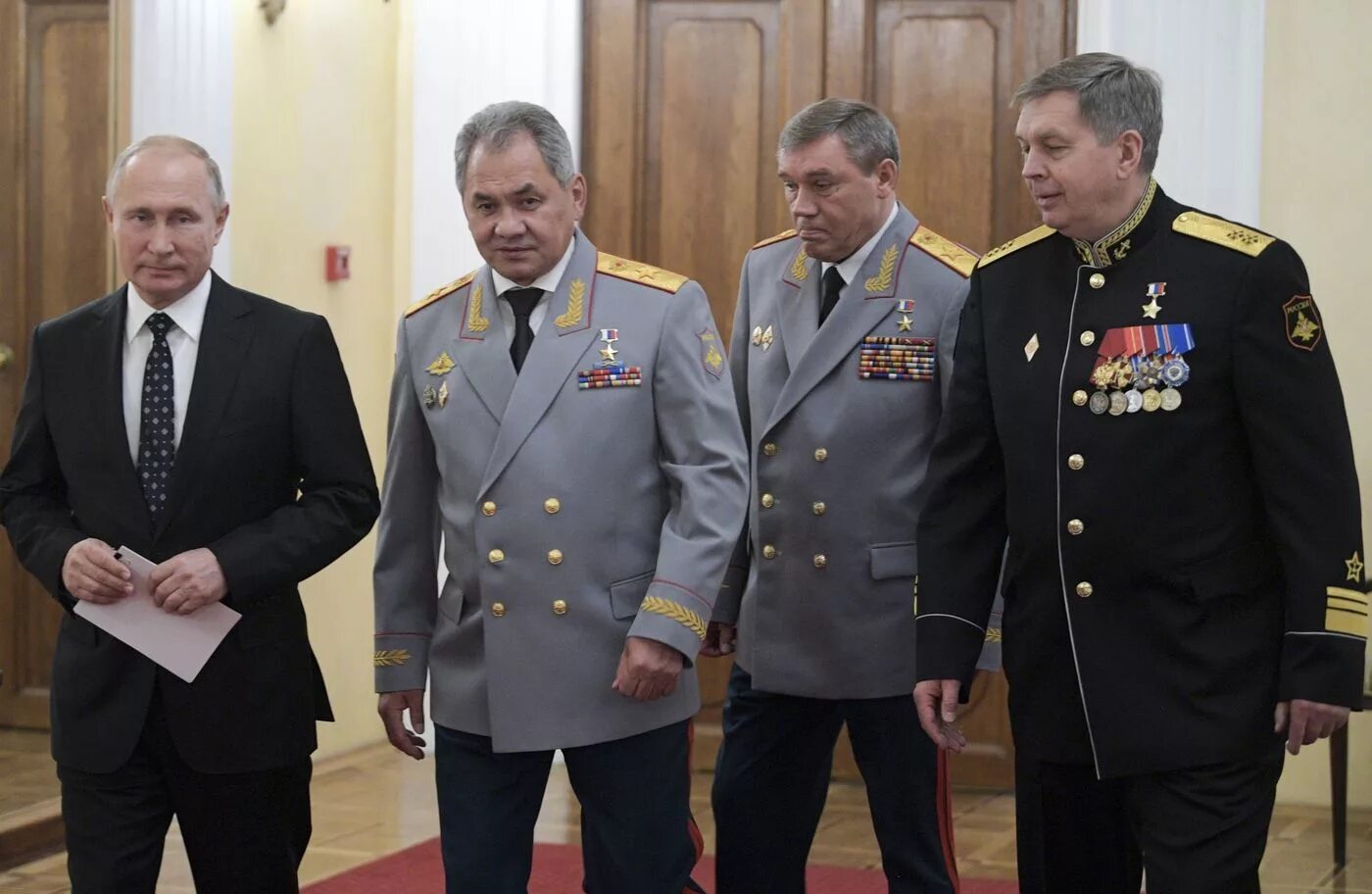 В чем обличают генералов. Начальник гру Адмирал Игорь Костюков. Адмирал Костюков Игорь Олегович. Начальник гру ГШ вс РФ Костюков. Генерал Игорь Костюков.