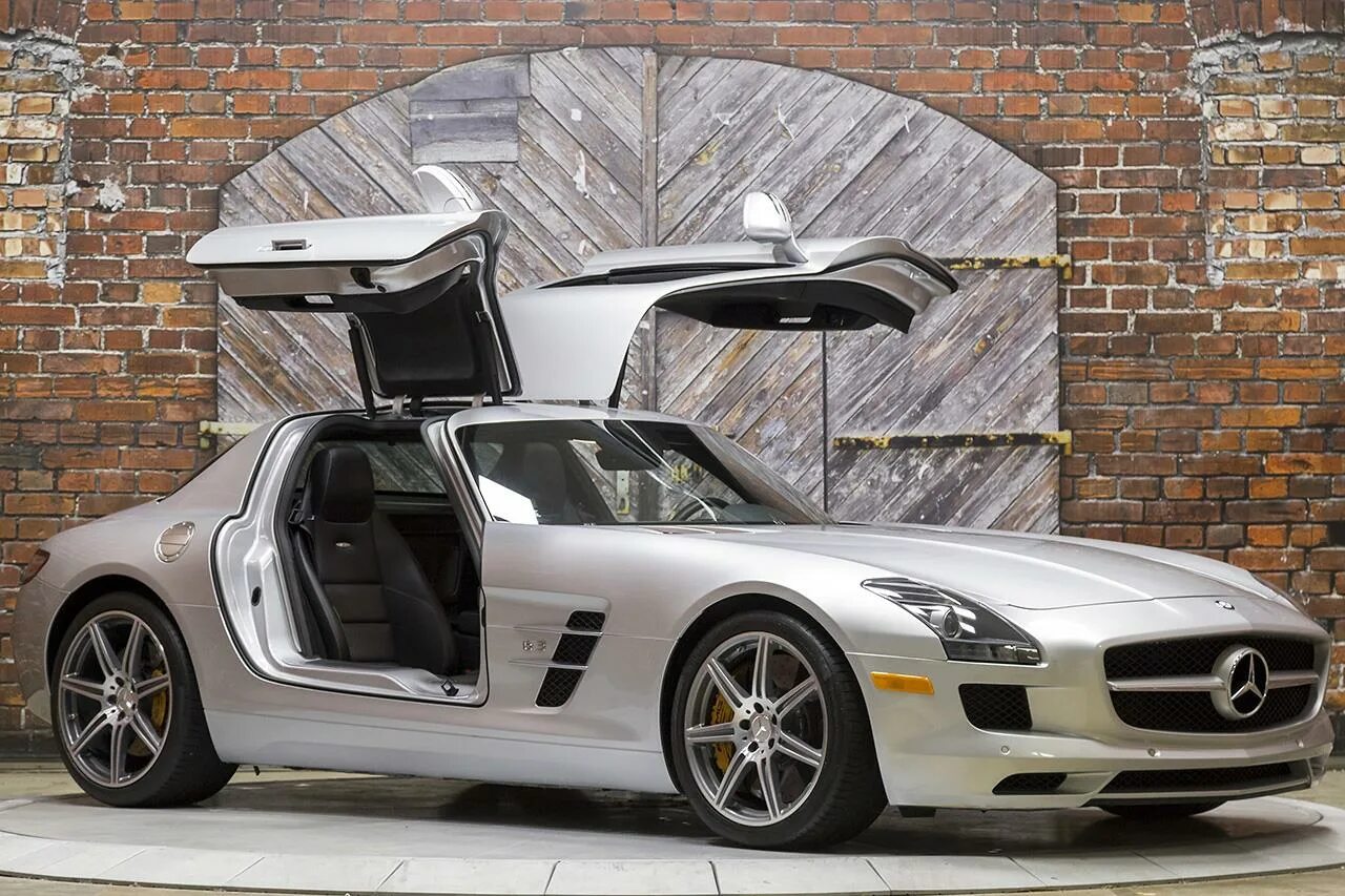 Купить мерседес слс амг. 2011 Mercedes-Benz SLS AMG. Мерседес SLS AMG 2011. Mercedes SLS AMG 300. Мерседес СЛС АМГ 1954.