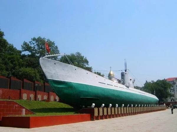 ул. корабельная набережная 1. корабельная набережная 1 владивосток. подводная лодка с-56 владивосток. корабельная набережная, дом 1 спецтехника.