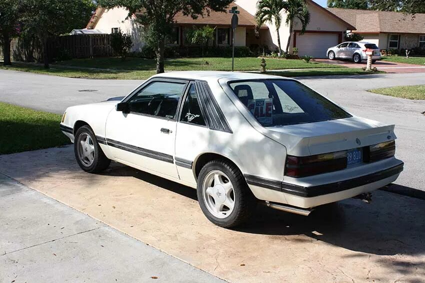 Мустанг 1983. Форд Мустанг 3 поколения. Ford Mustang 1983. Форд Мустанг 3 поколения Рестайлинг.