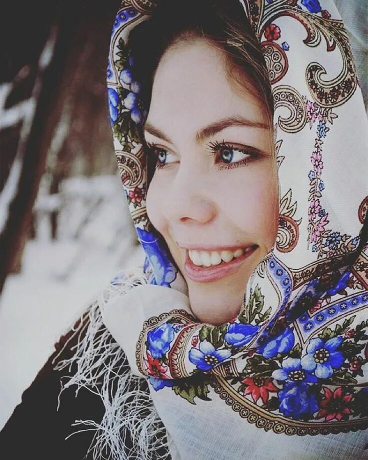 Изображение русской девушки