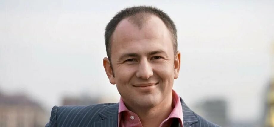 Moncler jacket man. Van cliff пиджак. 760 49. 760 49. Зарядное устройство ctek mxs 5.