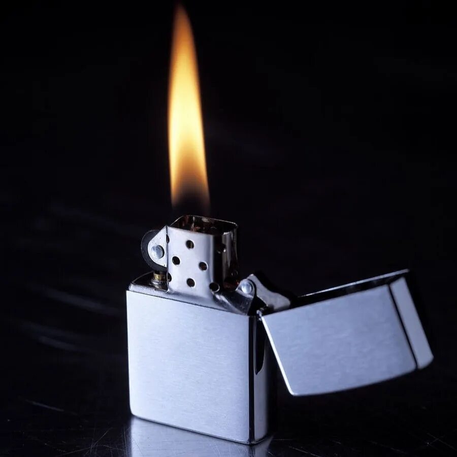 Когда также пишется слитно а когда раздельно. Как правильно девяностами. К тому же и горячую. К тому же и горячую. Эстетика сигаретного дыма.