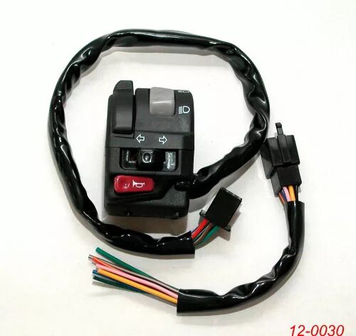 Переключатель на руль мотоцикла ktm. Блок переключателей правый rc150. Кнопка старт стоп для мотоцикла эндуро. Кнопка двиг стоп эндуро. Кнопка стоп двигатель ттр 125.