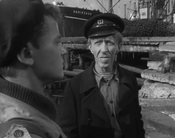 бурное море фильм 1963. постер фильма_шурка выбирает море. шурка выбирает море 1953 постеры. шурка выбирает море (1963) афиша. шурка выбирает море фильм 1963.