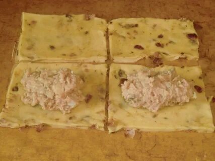Тесто квадратиками с мясом