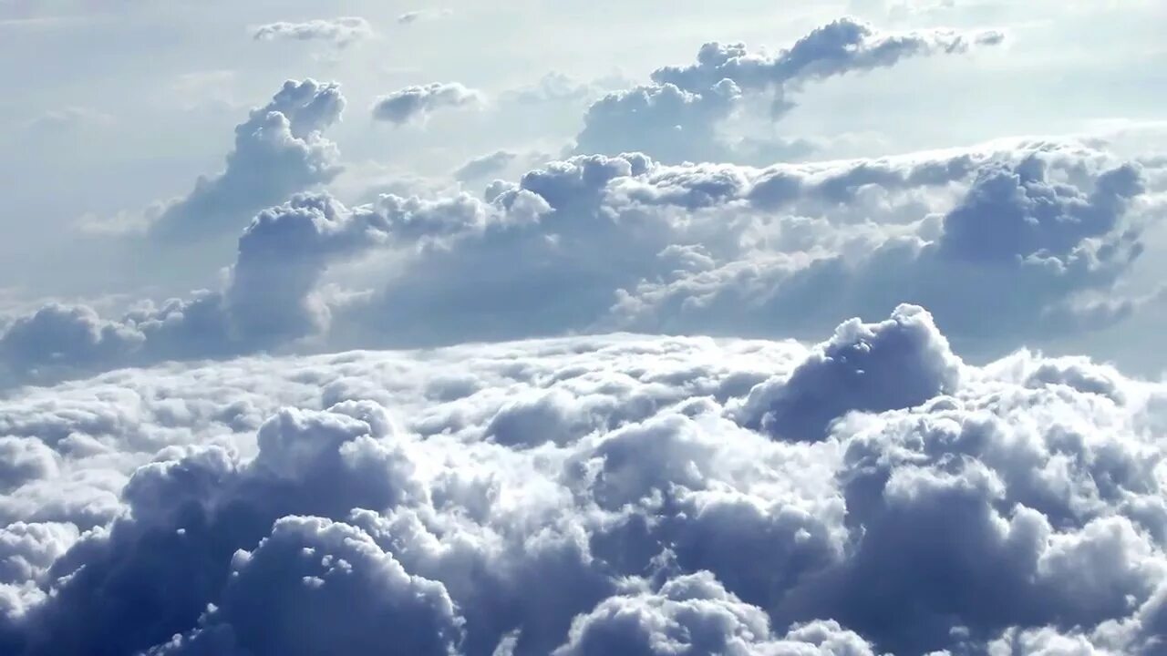 Музыка посмотри облака. Облака первого канала. Движение первых облака. Ambient cloud.