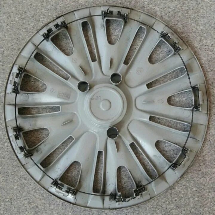 Колпаки Фольксваген гольф r15. Колпаки r15 Volkswagen. Колпак 5jo 601 147 f. 6q0601147r.