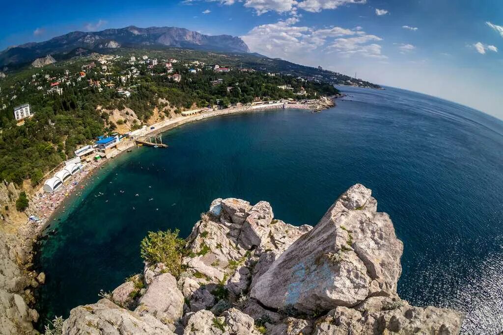 Симеиз набережная. Скала дива алупка. Бухта ласпи севастополь. Поселок симеиз в крыму. Посёлок кацивели в крыму.
