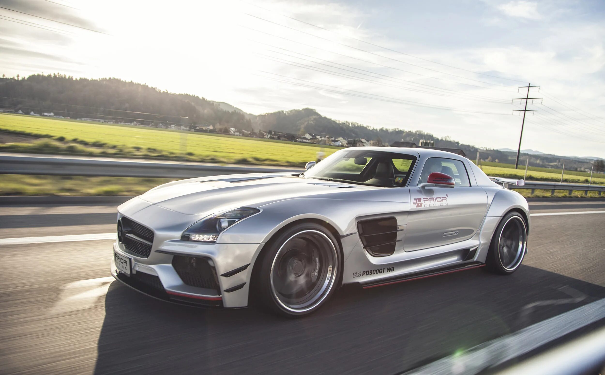 Mercedes benz sls amg black series. Машина с открывающимися дверями вверх. Mercedes-benz sls amg gt 2012. Умная лампа алиса. Mercedes sls amg.