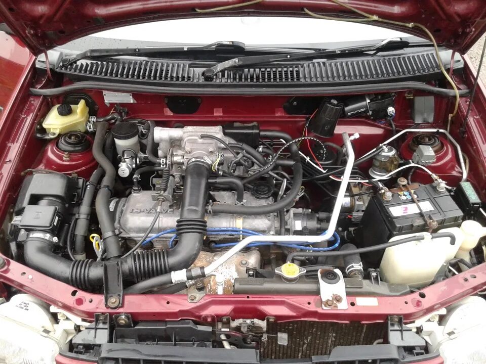Mazda demio двигатели. Двигатель Мазда Демио 1.3. Мазда Демио 1998 двигатель. Мазда Демио двигатель 1.5. Модель двигателя Мазда Демио 1.3.