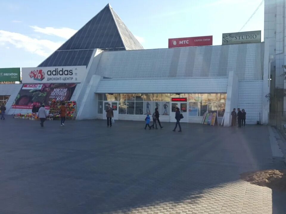 газпромбанк улан-удэ адрес телефон режим по ул коммунистическая. газпромбанк омск. газпромбанк воронеж. улица коммунистическая 22 улан-удэ. гагарина 9 улан удэ.