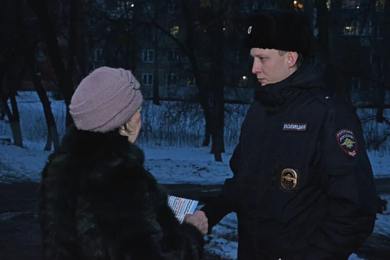 В Пензе полицейские вернули потерянный телефон спустя несколько месяцев YouTub