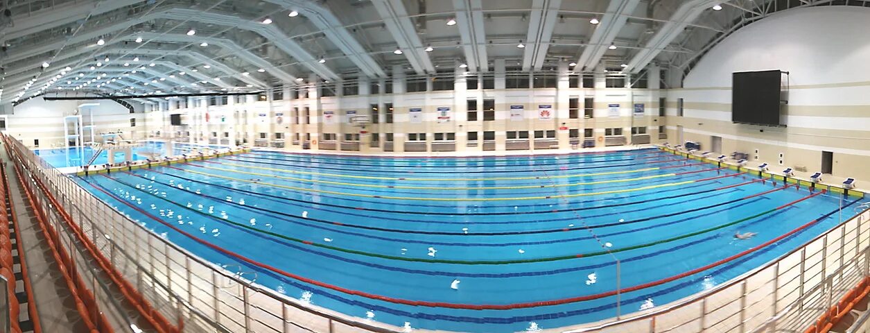 бассейн спортивная школа №3. прыжковая вышка бассейн. 10 метровый бассейн. плавательный комплекс александрия. бассейн 10 метров.