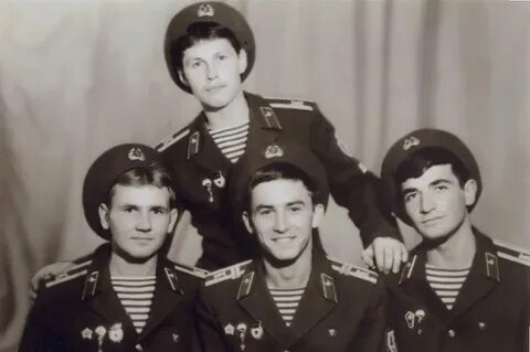 В каком году служили полтора года