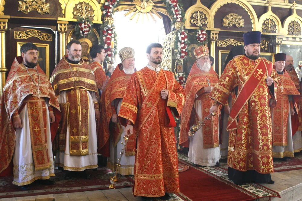 Расписание богослужений в серафимовском