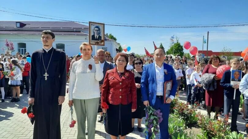 Митинг село. Ладовская балка Покровская Церковь. Село Ладовская балка Ставропольский. Село Ладовская балка Церковь. Ладовская балка школа 2 28 октября.