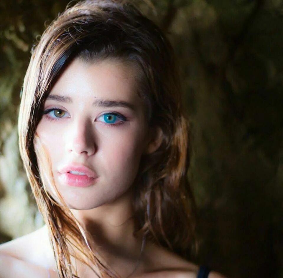 Sarah mcdaniel гетерохромия. Sarah mcdaniel гетерохромия. Глаза сары. Глаза сары. Sarah mcdaniel krotchy.