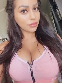 Briana lee selfie
