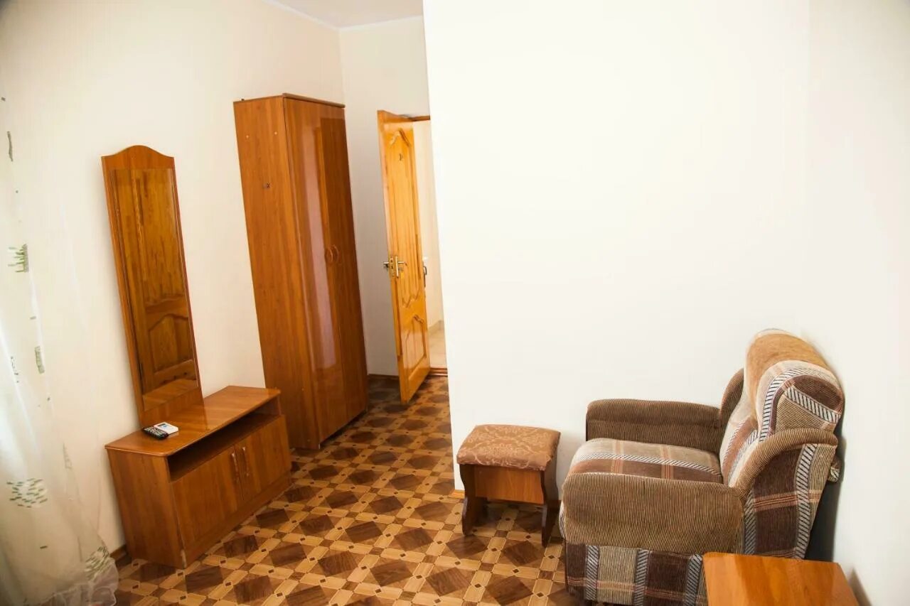 Адлер лето 2024. Адлер лето 2024. Гд лето адлер. Гд лето сочи отзывы. Лето 1 гостевой дом адлер.