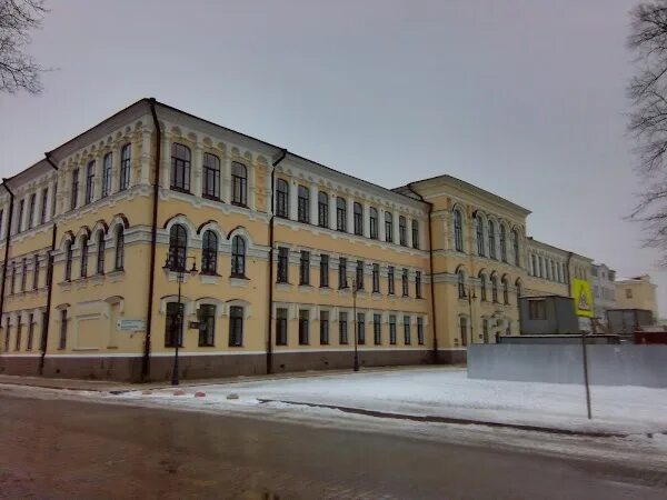 Впк александровский в выборге. Впк выборг. Багратионовск улица калининградская. Калининградская, 13. Александровский колледж выборг официальный сайт.