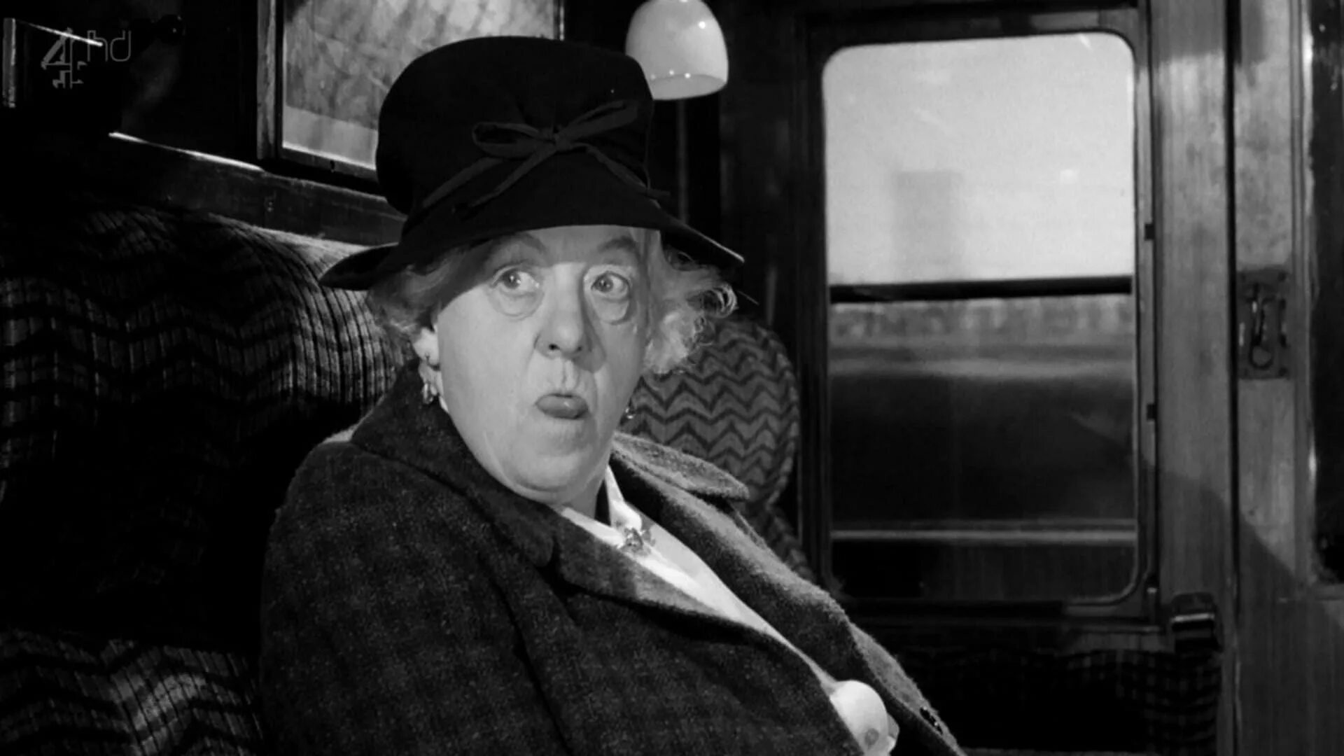 16 50 https. Мисс Марпл (Margaret Rutherford). Мисс Джейн Марпл.