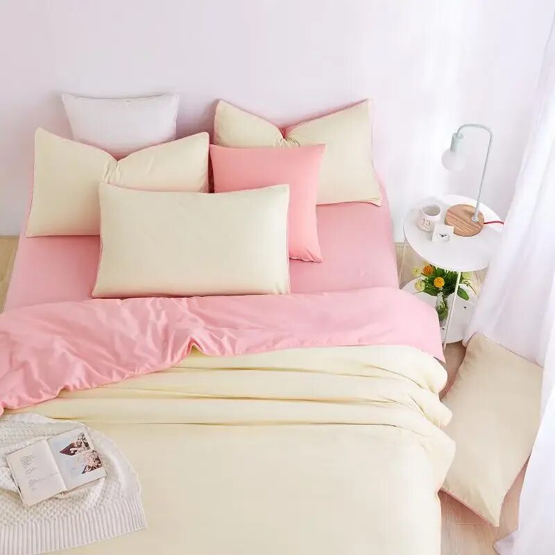 С постельным бельем розовый. Постельное белье пастельных тонов. Нежное постельное белье. Постельное белье пастельного цвета.
