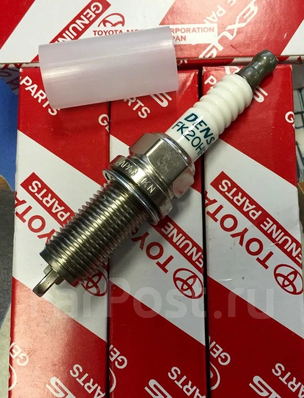 Оригинальные свечи тойота sk16hr-11. Свечи на тойоту приус. Toyota 90919-01275. Свечи на тойоту приус. Оригинальные свечи на тойота камри 50 2.