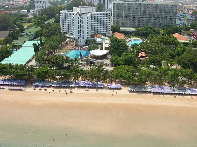 Rock hotel pattaya. Хард рок отель паттайя. отель hard rock таиланд. нард рок отель в паттайе. хард рок паттайя фото.