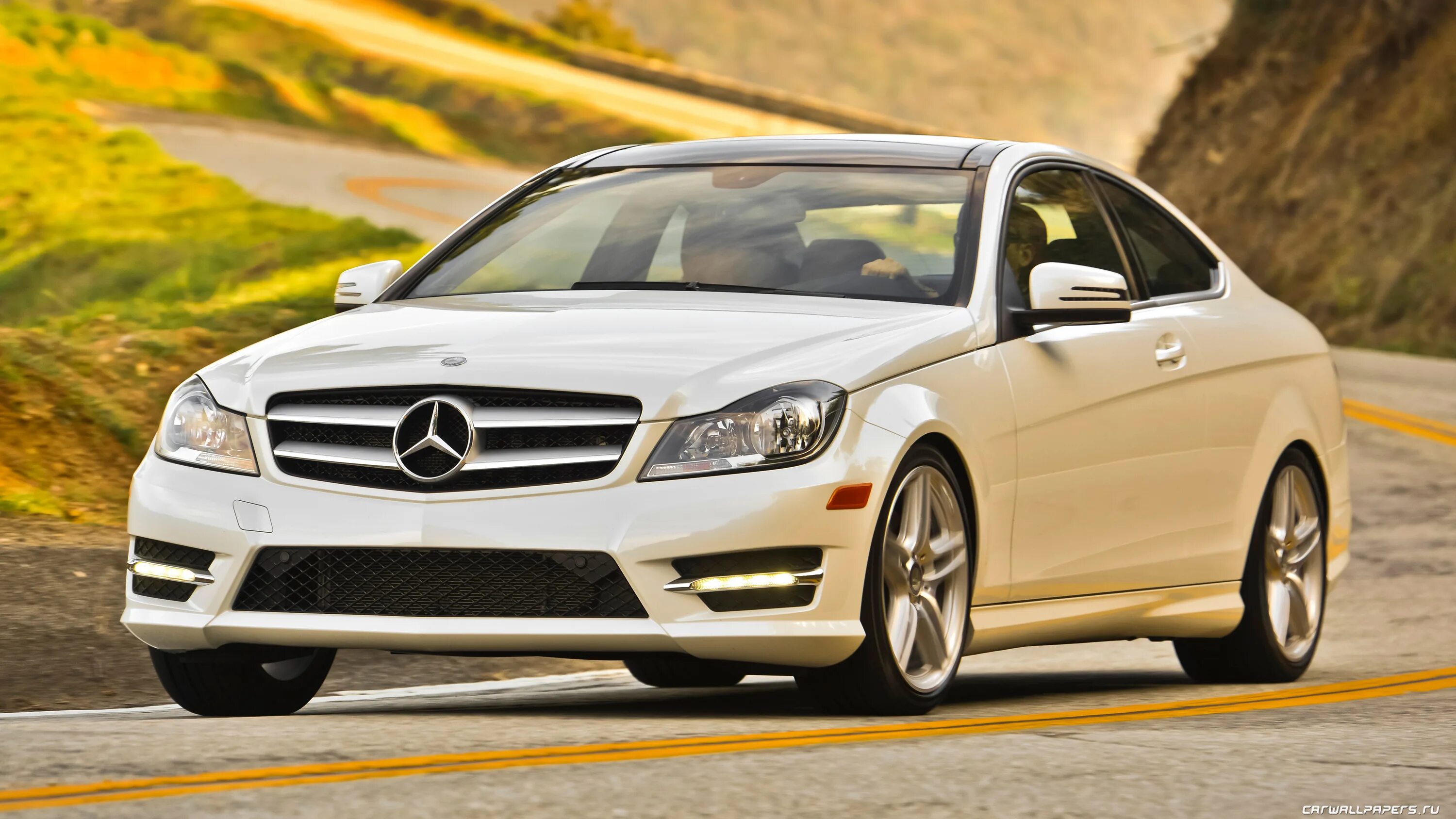 Купить б/у Mercedes-Benz E-Класс IV (W212, S212, C207) Рестайлинг 200 2.0 AT (18