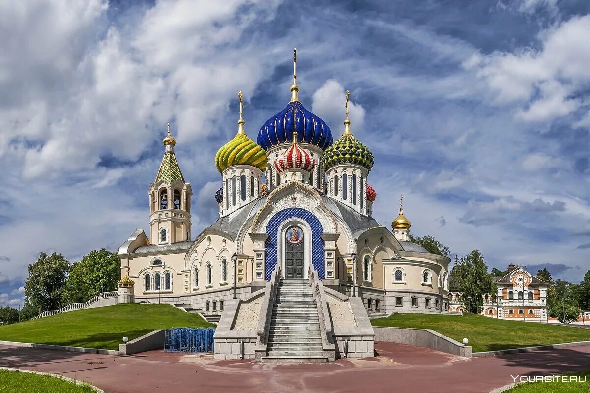 Храм святого х. Храм игоря черниговского в переделкино. храм святого благоверного князя игоря черниговского. храм святого благоверного князя игоря черниговского в переделкино. церковь святого игоря черниговского ново-переделкино.