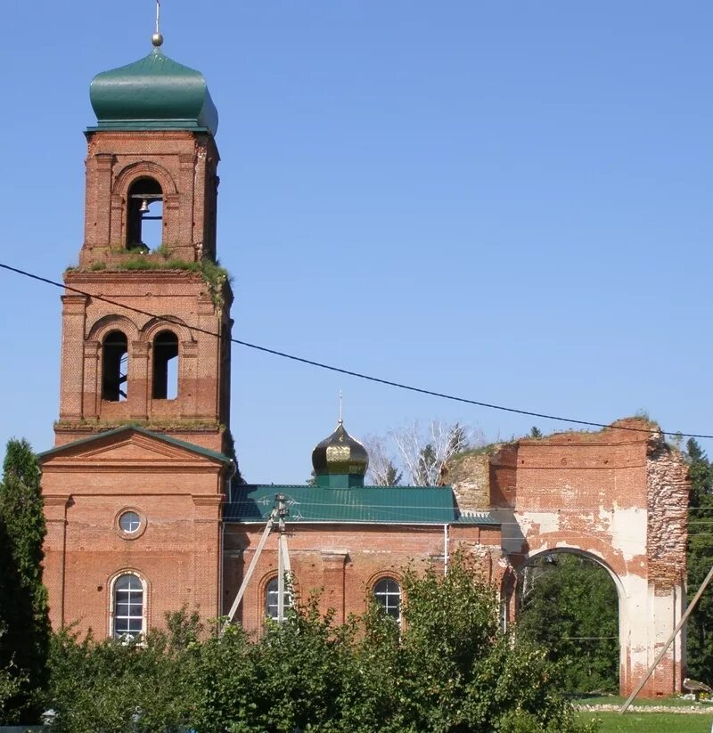 Спасское самарская область. Храм Сергия Радонежского село Сергиевское. Церковь Сергия Радонежского Городково. Село Непрядва Воловского района Тульской области. Село Спасское Самарской области Сергиевский район.