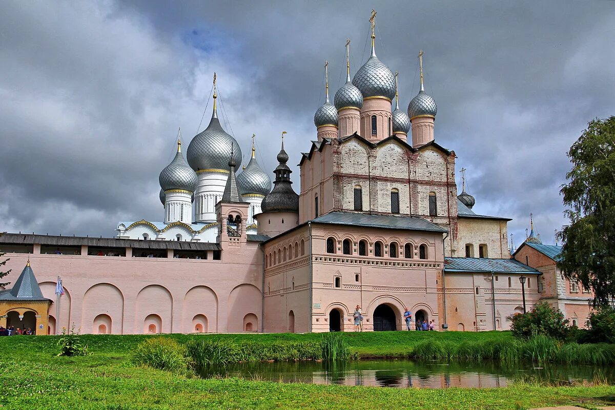 ростовский кремль ростов великий. ростовский кремль (музей-заповедник). митрополичий двор в ростове вторая половина 17 века. ростовский кремль митрополичий двор. ростовский кремль митрополичий двор.