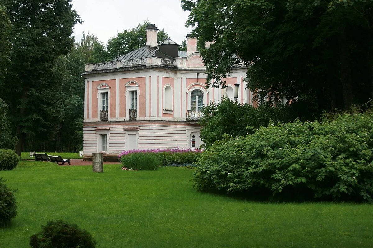 Дворец Петра III В Ораниенбауме. Дворец Петра III В Ораниенбауме, Ломоносов, Санкт-Петербург. Дворец Петра III Антонио Ринальди. Дворец Петра III (1758-1762). Ораниенбаум дворец петра