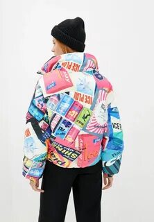 902101