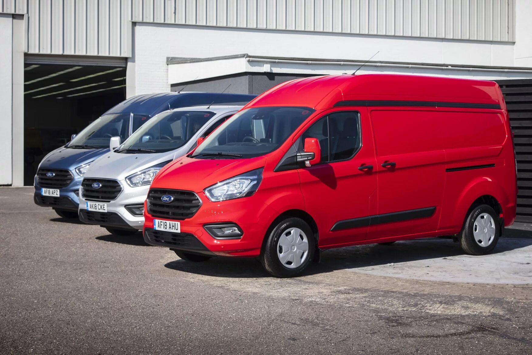 Ford Transit Custom фургон. Ford Transit Custom l2h2. Ford Transit Custom 2018. Ford Transit Custom 2.2 МТ,.