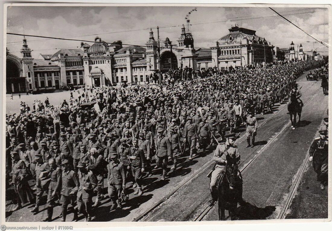 Парад пленных немцев в Москве 1944