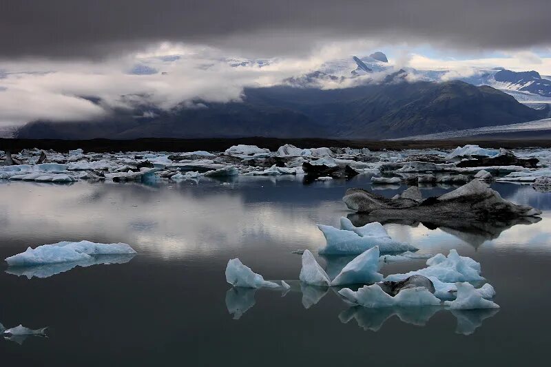 Какую страну называют страной льда и огня. Ледник Кольский полуостров. Исландия ледниковая Лагуна. Исландия Ледяная земля. Исландия Восток.