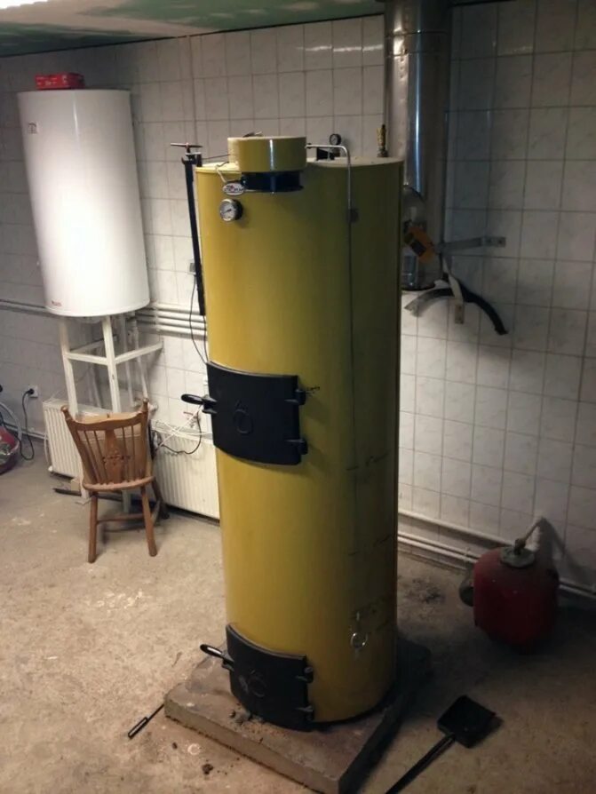 Котёл длительного горения твердотопливный стропува. Печь длительного горения stropuva. Стропува котел длительного горения. Стропува котел длительного горения. Твердотопливный котел stropuva s8 u.